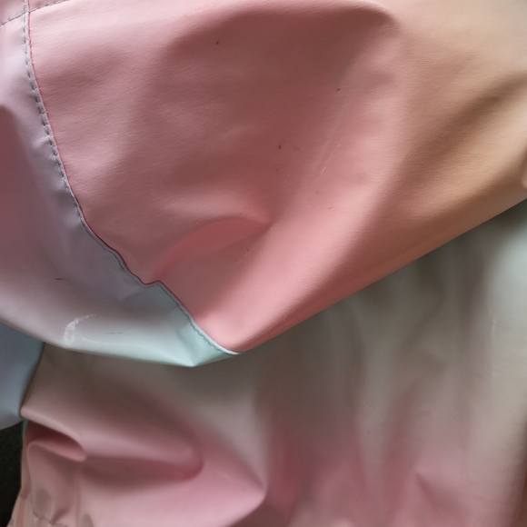 Unicorn-Inspired Ombre Raincoat - Picture 7 of 7